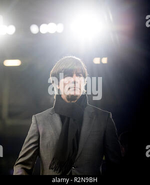 Gelsenkirchen, Deutschland. Xix Nov, 2018. Joachim 'Jogi' LOEW (bassa) (pullman/allenatore federale, GER). Football Match Laender, nazioni League, Germania (GER) - Paesi Bassi (NED), il 19.11.2018 a Gelsenkirchen/Germania. | Utilizzo di credito in tutto il mondo: dpa/Alamy Live News Foto Stock