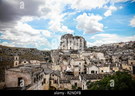 Matera, Italia - Luglio 2016: Case di Matera anche chiamato città di pietre la Capitale Europea della Cultura 2019 Foto Stock