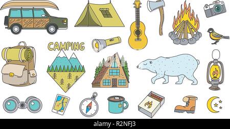 Set di carino camping elementi. Attrezzatura in foresta. Adesivi, doodle perni, patch. Campfire montagna bussola Mappa Bear tenda zaino auto chitarra. simboli di viaggio. Illustrazione Vettoriale