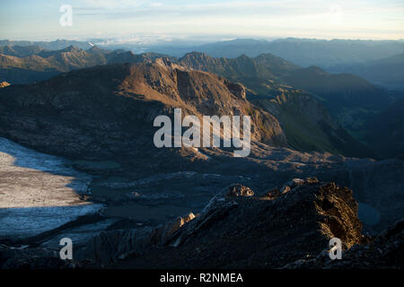 Atmosfera mattutina sulla montagna Schesaplana, Rätikon Mountain Range, Vorarlberg, Austria Foto Stock