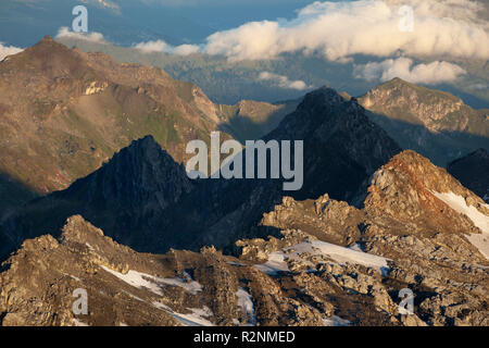 Atmosfera mattutina sulla montagna Schesaplana, Rätikon Mountain Range, Vorarlberg, Austria Foto Stock