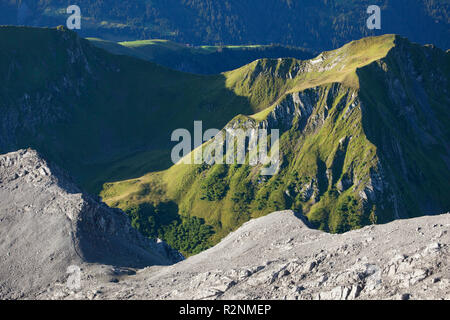 Atmosfera mattutina sulla montagna Schesaplana, Rätikon Mountain Range, Vorarlberg, Austria Foto Stock