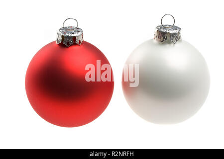 Rosso e Bianco Natale sfera albero isolato su bianco Foto Stock