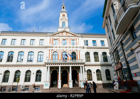 Riga City Council è il governo della città di Riga, la capitale della Lettonia. Esso si trova nella riga Municipio presso la piazza del Municipio, Rātslaukums. Rig Foto Stock