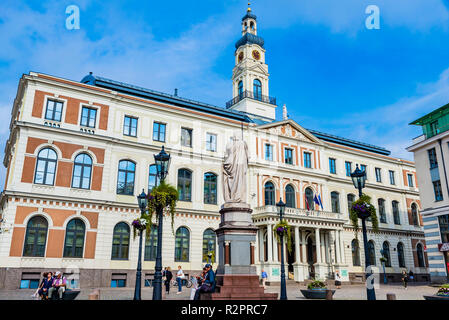 Riga City Council è il governo della città di Riga, la capitale della Lettonia. Esso si trova nella riga Municipio presso la piazza del Municipio, Rātslaukums. Rig Foto Stock