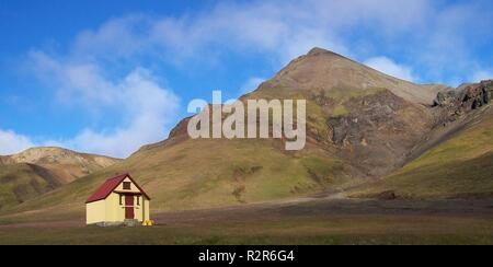 Capanna solitaria in Islanda Foto Stock