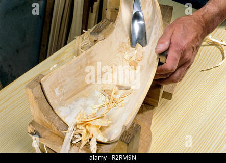 Alphorn maker Foto Stock