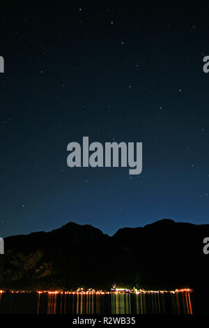 Hallstatt di notte Foto Stock