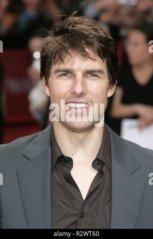 TOM CRUISE LA GUERRA DEI MONDI PREMIER ber Berlin Germania 14 giugno 2005 Foto Stock