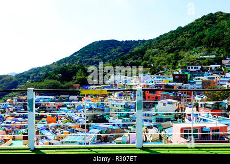 Punto di vista di Busan Gamcheon Cultura Village - Busan, Corea del Sud Foto Stock