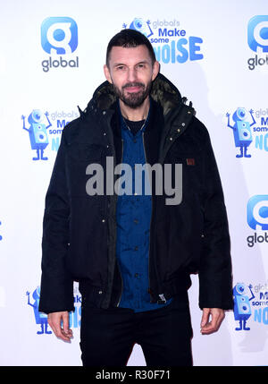 Tim Westwood al Global di fare un po' di rumore la notte a Finsbury Square, Londra. Il gala ha sollevato i soldi per la carità nazionale Global di fare un po' di rumore, istituito da Global per aiutare i bambini svantaggiati, i giovani e le loro famiglie in tutto il Regno Unito. Stampa foto di associazione. Picture Data: martedì 20 novembre, 2018. Foto di credito dovrebbe leggere: Ian West/PA FILO Foto Stock