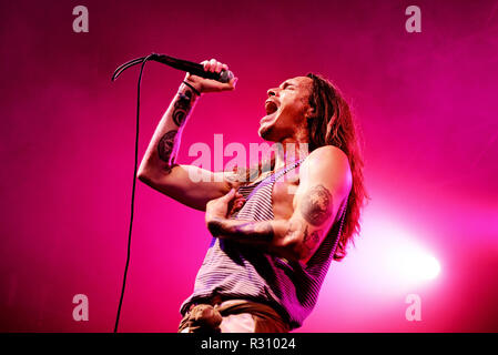 Barcellona - agosto 26: Incubus (heavy metal rock band) eseguire in concerto presso il Razzmatazz stadio su agosto 26, 2018 a Barcellona, Spagna. Foto Stock