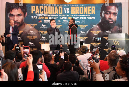 Los Angeles, California, USA. Xx Nov, 2018. Il senatore Manny ''Pacman'' Pacquiao, il pugilato è solo otto-division campione del mondo parla durante una Los Angeles conferenza stampa sulla sua prossima lotta con Adrien Broner martedì. I due si lotta in Jan 19, 2019 a Las Vegas MGM e PPV su showtime.Foto da Gene Blevins/ZumaPress. Credit: Gene Blevins/ZUMA filo/Alamy Live News Foto Stock