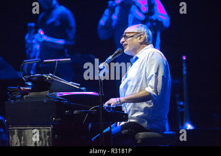 11 maggio 2018 - Raleigh, North Carolina, Stati Uniti d'America - musicista DONALD FAGEN degli Steely Dan si esibisce dal vivo come loro 2018 tour farà tappa al costiero Credit Union Parco della Musica a Walnut Creek si trova in Raleigh Copyright 2018 Jason Moore. Credito: Jason Moore/ZUMA filo/Alamy Live News Foto Stock