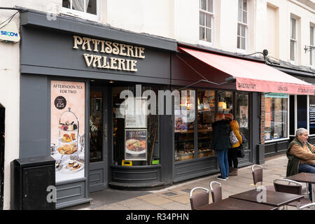 Una Patisserie Valerie - cafe e casual dining - ramo su Winchester High Street Foto Stock