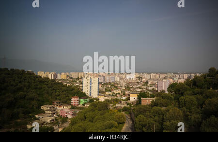 Paesaggio a Vlore e Mare Adriatico, dalla rovina del castello Kanine e Shushica mountain, regione di Valona , Albania Foto Stock