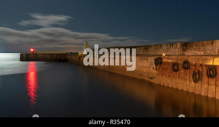 BURGHEAD PORTO DI NOTTE Foto Stock