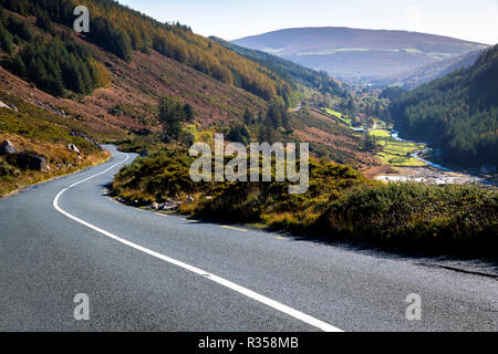 Strada di Sally Gap a Glendasan Foto Stock