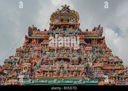 4 Gopuram meridionale, Sri Ranganathaswamy Tempio Srirangam, Trichy, Tamil Nadu, India Foto Stock