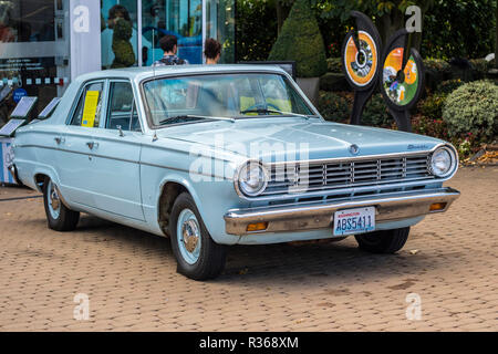 Blu polvere 1965 Dodge Dart, rock star Kurt Cobain dell'auto, concetto di celebrità, oldtimer concetto, sessanta memorabilia, persone famose, saloon, Nirvana Foto Stock