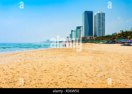 Danang mio Khe city beach nel centro di Da Nang city in Vietnam Foto Stock