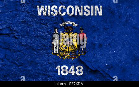 Lo Stato di bandiera del Wisconsin close up dipinta su un muro incrinato, concetto di azioni armate e conflitti in tutto il mondo Foto Stock