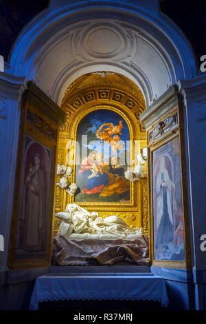 Gian Lorenzo Bernini della statua "Beata Ludovica Albertoni' nell'Paluzzi-Albertoni cappella nella chiesa di San Francesco a Ripa - Roma, Italia Foto Stock