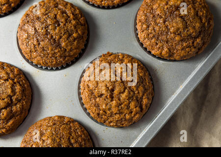 Dolci fatti in casa muffin panpepato pronto a mangiare Foto Stock
