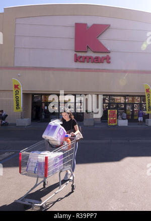 Los Angeles, California, USA. Xvii oct, 2018. Kmart store a 6310 W 3 St, Los Angeles, CA 90036. Credito: Ringo Chiu/ZUMA filo/Alamy Live News Foto Stock