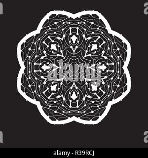 Mandala simmetrica Doodle disegno a mano Zentangle stile. Decorazione tonda in colore bianco su sfondo nero. Illustrazione Vettoriale