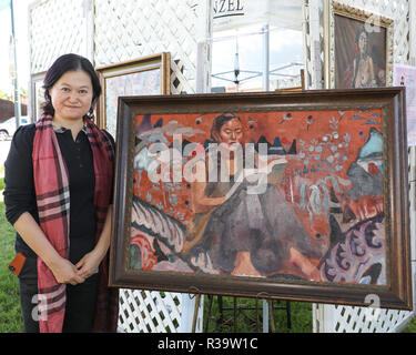 Xia Li 'Dream Series' mostra presso il Beverly Hills Art Show con: Xia Li dove: Los Angeles, California, Stati Uniti quando: 21 Ott 2018 Credit: Sheri Determan/WENN.com Foto Stock