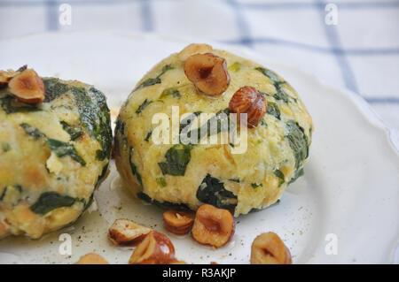 Aglio selvatico gnocchi Foto Stock