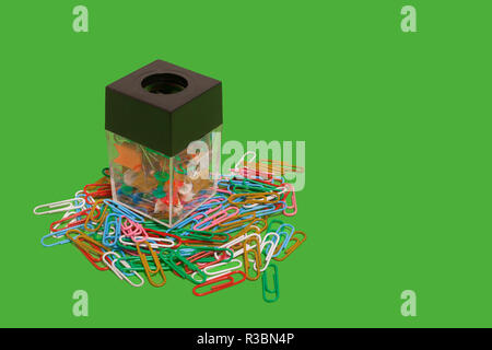 Fermagli per carta in e out box Foto Stock
