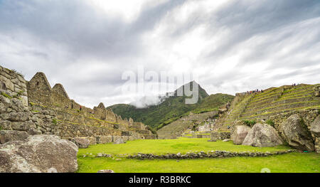 Tipiche costruzioni in Machu Picchu cittadella Foto Stock