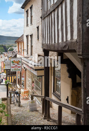 La casa su stampelle museo al castello vescovile, Shropshire, Inghilterra, Regno Unito Foto Stock