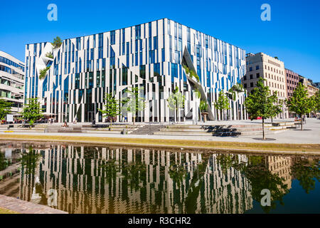 DUSSELDORF, Germania - Luglio 01, 2018: Apple Store edificio nella città di Dusseldorf in Germania Foto Stock