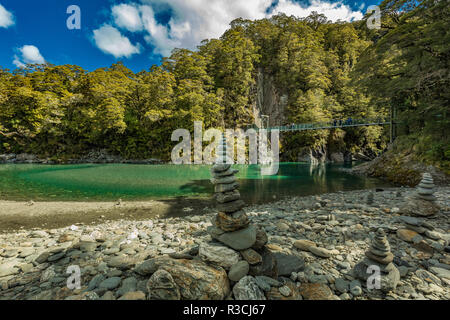 Famosa attrazione turistica - Blu Piscine, Haast Pass, Nuova Zelanda, Isola del Sud Foto Stock