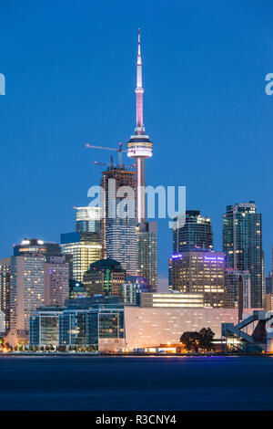 Canada Ontario, Toronto, skyline dal molo di Polson Foto Stock