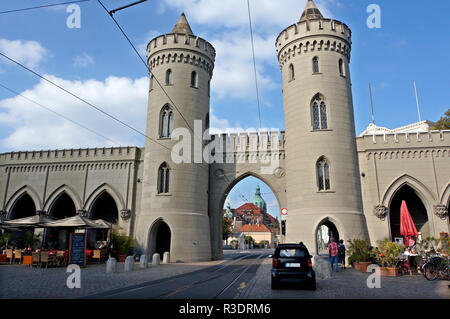 Il neo-gotico nauen gate Foto Stock