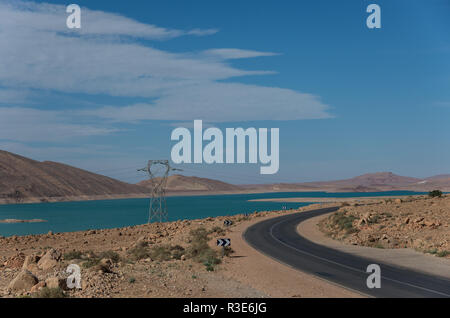 Il lago (serbatoio) al-Hassan Addakhil in Errachidia, Marocco Foto Stock