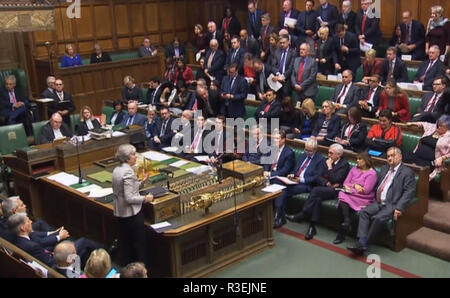 Il primo ministro Theresa Maggio parlando alla Camera dei Comuni di Londra about Brexit. Foto Stock