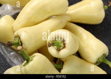 Bianco peperoncini jalapeno Foto Stock