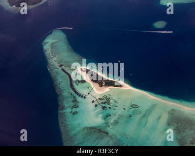 Una veduta aerea delle Maldive nell'Oceano Indiano Foto Stock