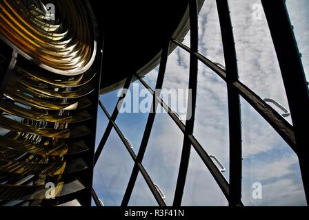 Stack del sud Lighthouse Lanterna, Holyhead, Anglesey, Galles del Nord, Regno Unito Foto Stock