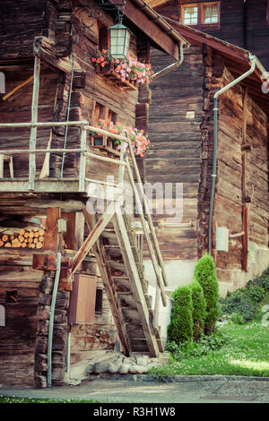 Case di legno in fiesch - Svizzera Foto Stock