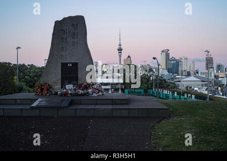 Auckland, Nuova Zelanda. Korean war memorial a Parnell Rose Garden Foto Stock