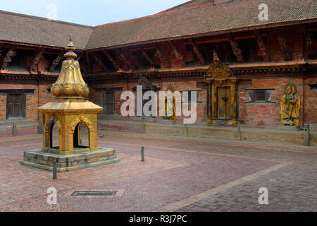 Mul Chowk cortile, Taleju Bhawani Tempio della Dea, Hanuman Dhoka Royal Palace, Patan Durbar Square, Patrimonio Mondiale dell Unesco Foto Stock