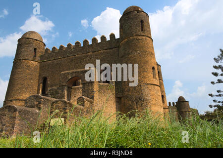 Fasilides' castello nella città fortezza di Fasil Ghebbi (fondata dall'Imperatore Fasilides), il Sito Patrimonio Mondiale dell'UNESCO, Gondar, Etiopia Foto Stock