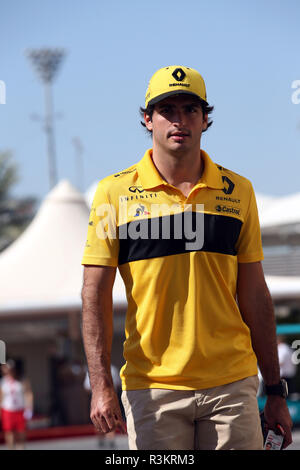 Sport Gran premio di Formula Uno di Abu Dhabi 2018 nel pic: Carlos Sainz Jr (ESP) di Renault Sport F1 Team RS18 Foto Stock