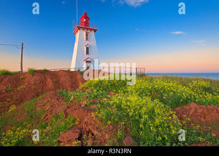 Canada, Prince Edward Island, Souris. Souris est faro di sunrise. Foto Stock